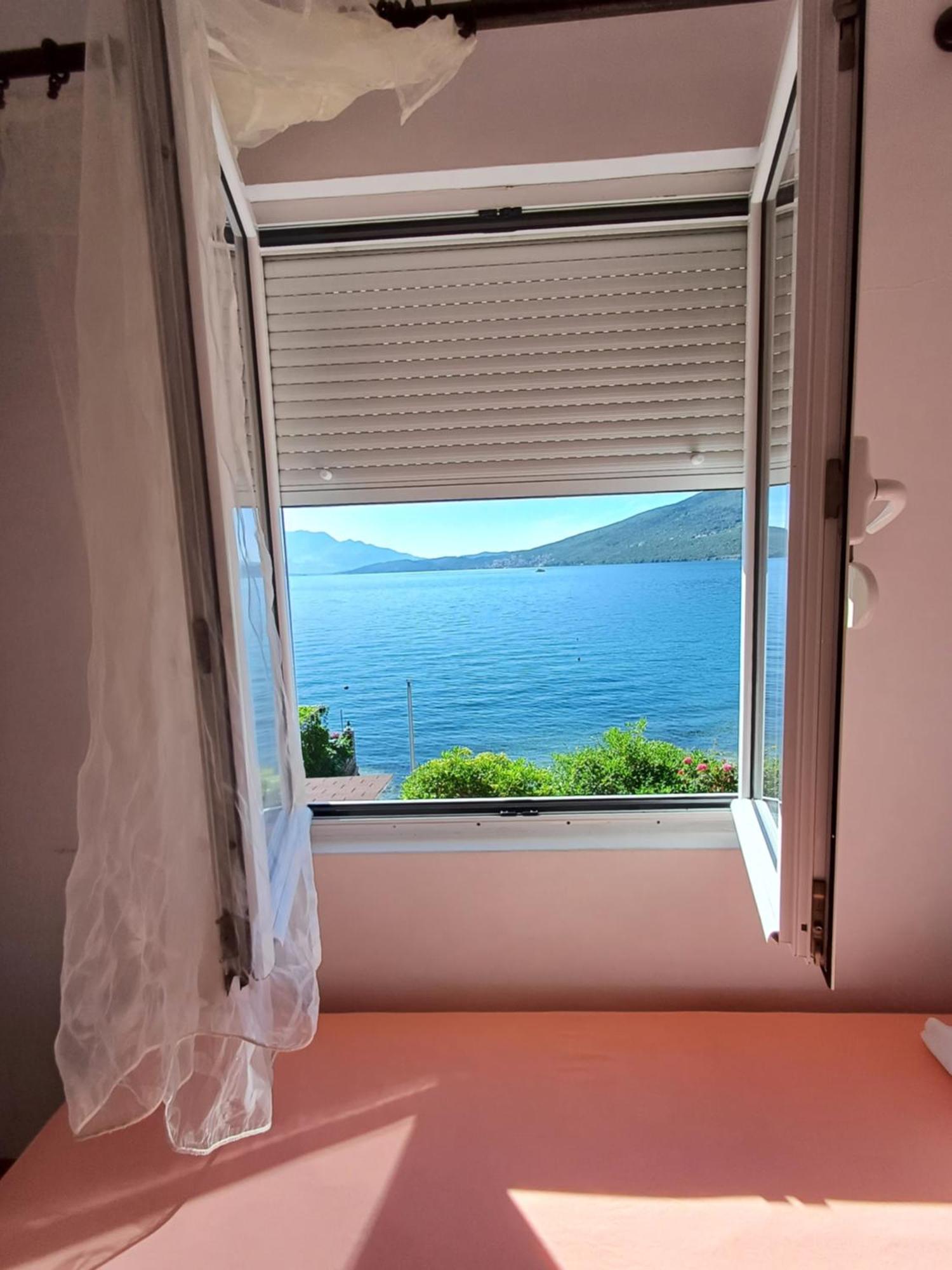 Apatments Stanojlovic Djenovic Appartement Herceg Novi Buitenkant foto