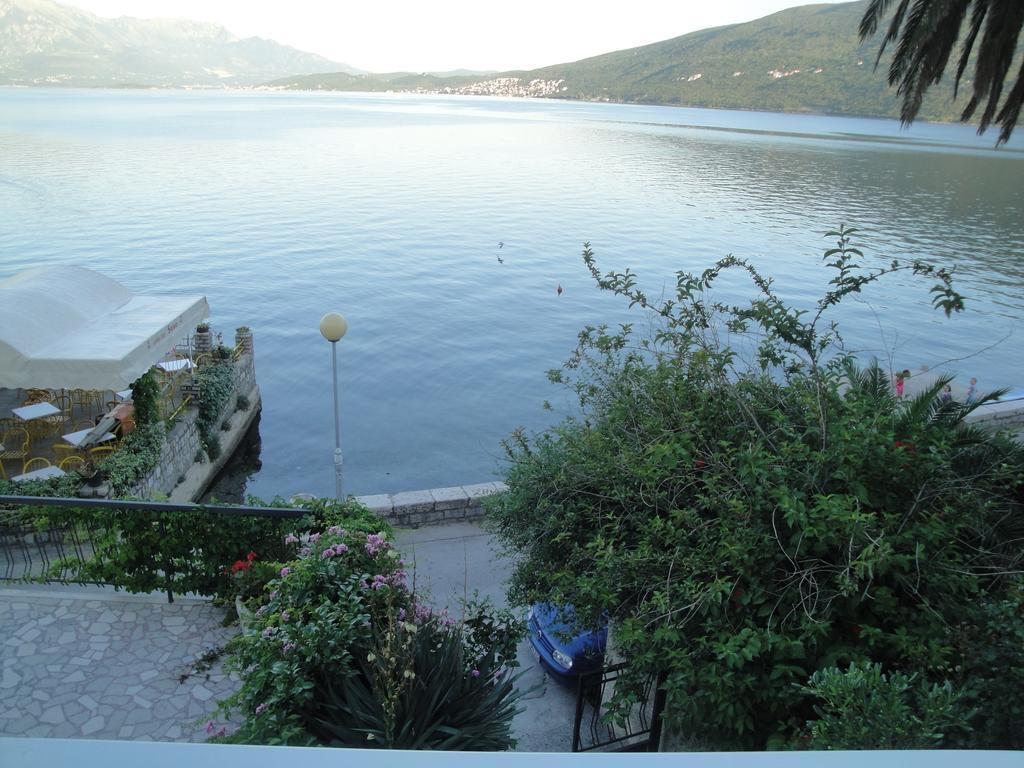 Apatments Stanojlovic Djenovic Appartement Herceg Novi Buitenkant foto